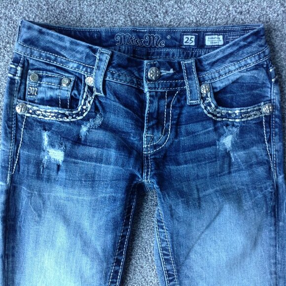 ⭐MISS ME “SIGNATURE SKINNY” DENIM JEANS in Medium Wash, size 25⭐ - Picture 2 of 9
